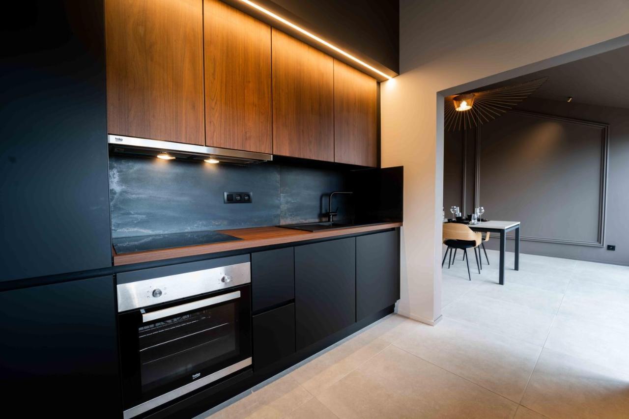 Luxury Penthouse & Terrace - Mons City Center Екстер'єр фото
